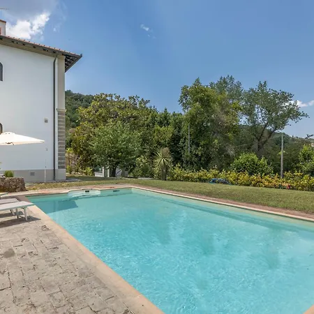 Liberty Willa Parrana San Martino